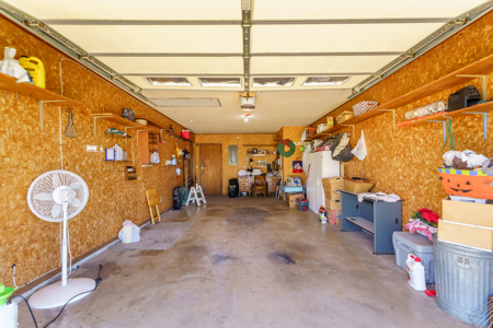 Butler, OK Home  Detached Shop & Private Well on Large Corner Lot - image 4