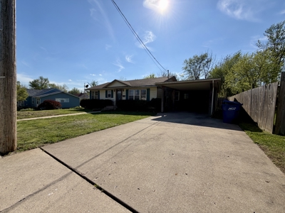 4 Bedroom Ranch Home for Sale in Salem, Missouri - image 1