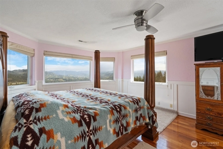 5-Acre Gated Estate with Views & ADU - image 35