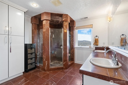 5-Acre Gated Estate with Views & ADU - image 30