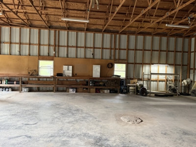 Large Home on 3.34 Acres in Quitman School District - image 48