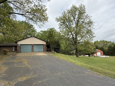 Large Home on 3.34 Acres in Quitman School District - image 19