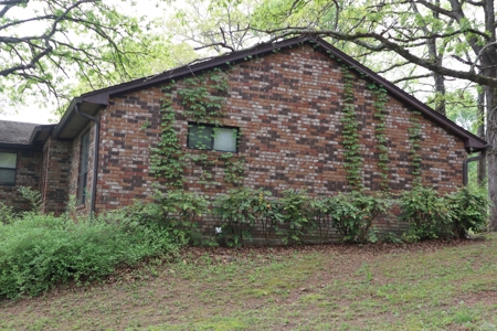 Large Home on 3.34 Acres in Quitman School District - image 38
