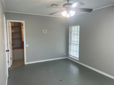 Charming home on a large lot located on an established street - image 27