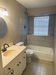Charming home on a large lot located on an established street - image 29