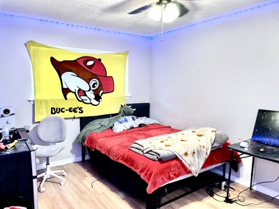 Charming home on a large lot located on an established street - image 12