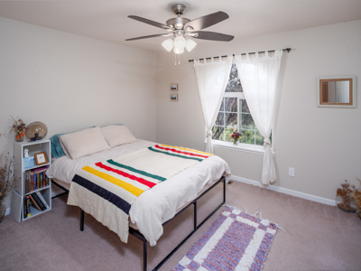 On grid solar home on acreage with privacy yet close to town - image 18