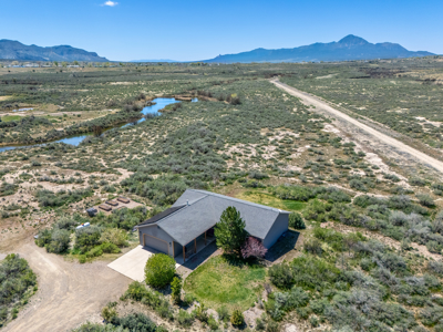 On grid solar home on acreage with privacy yet close to town - image 34