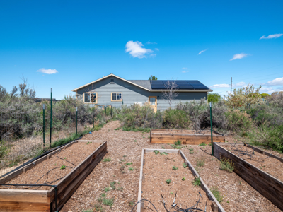 On grid solar home on acreage with privacy yet close to town - image 31