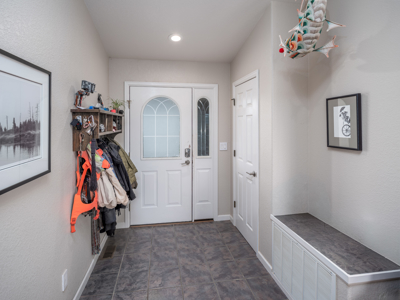 On grid solar home on acreage with privacy yet close to town - image 5