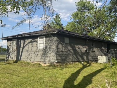 3 bedroom, 1 bath Hartshorne home FOR SALE - image 4