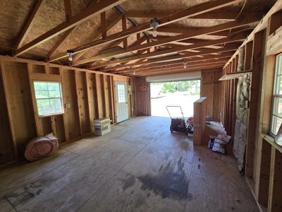 Off- Grid Cabin Adjoining National Forest - image 38