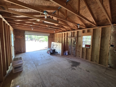 Off- Grid Cabin Adjoining National Forest - image 39
