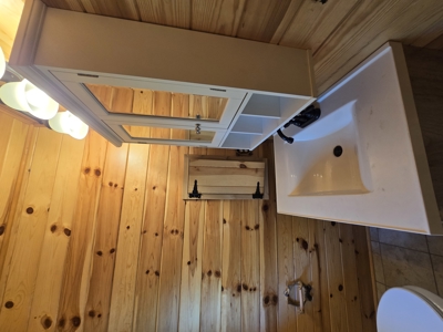 Off- Grid Cabin Adjoining National Forest - image 13
