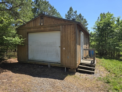 Off- Grid Cabin Adjoining National Forest - image 35
