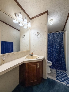 Kerr Lake Comfort: 2BR Home in the Plum Nutty Community - image 23