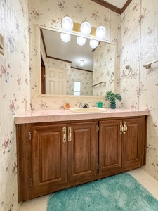 Kerr Lake Comfort: 2BR Home in the Plum Nutty Community - image 19