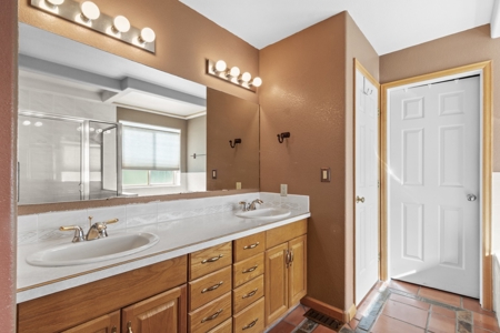 Home For Sale On Acreage With ADU in Montrose Colorado - image 17