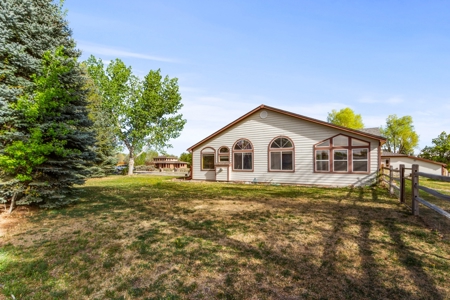 Home For Sale On Acreage With ADU in Montrose Colorado - image 42
