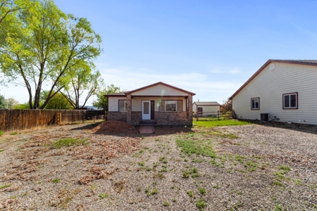 Home For Sale On Acreage With ADU in Montrose Colorado - image 28