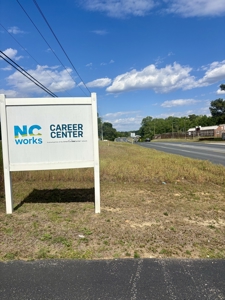 Commercial Office Property Investor Opportunity in Clinton, NC - image 4