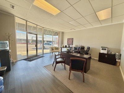 Commercial office building for sale Samson Alabama - image 18