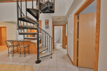 Modern Lake Retreat Minutes from Castle Rock Lake - image 21