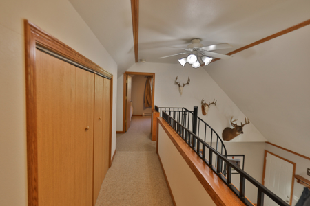 Modern Lake Retreat Minutes from Castle Rock Lake - image 31