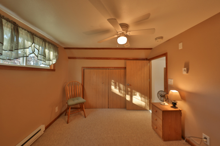 Modern Lake Retreat Minutes from Castle Rock Lake - image 30