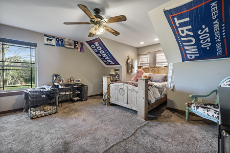 55‑Acre Texas Cattle Ranch with 5BR Custom Home - image 27