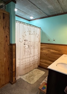 54-Acre Cattle & Horse Ranch West of De Kalb, Texas For Sale - image 13