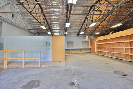 Commercial Shop/Office Space For Sale in Western Colorado - image 8