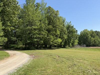 Private Country Home For Sale In Tn 35 Ac Shop Creek Fields - image 42