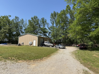 Private Country Home For Sale In Tn 35 Ac Shop Creek Fields - image 30