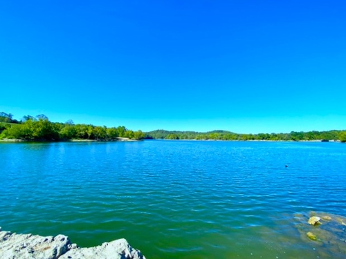 Waterfront acreage on Table Rock Lake with gentle walk-down access