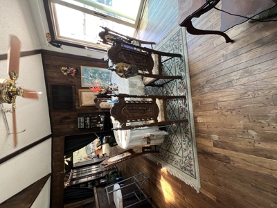 Waterfront Fixer w/ Sound Access - image 11