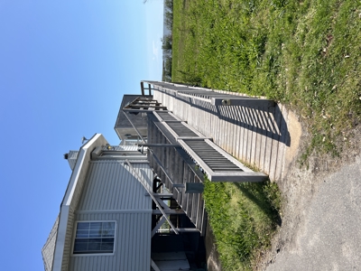 Waterfront Fixer w/ Sound Access - image 4