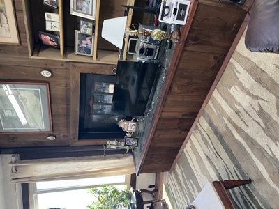 Waterfront Fixer w/ Sound Access - image 8