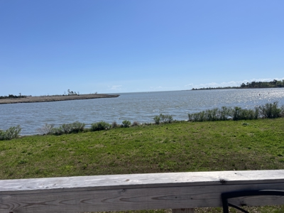 Waterfront Fixer w/ Sound Access - image 7