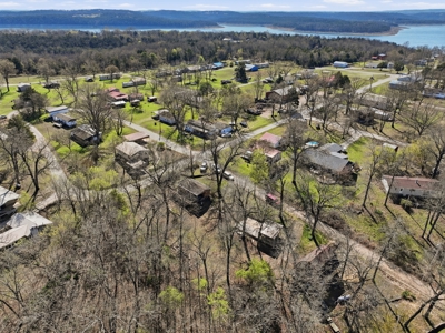 2 Homes on Bull Shoals Lake in Protem, MO - image 40