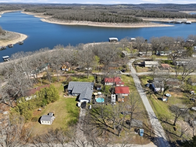 2 Homes on Bull Shoals Lake in Protem, MO - image 37