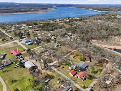 2 Homes on Bull Shoals Lake in Protem, MO - image 43