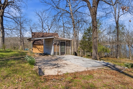 2 Homes on Bull Shoals Lake in Protem, MO - image 28