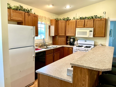 Lake Thunderhead Waterfront Home For Sale - image 9