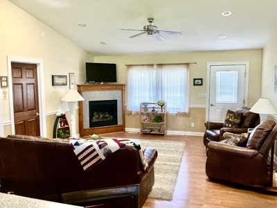 Lake Thunderhead Waterfront Home For Sale - image 13