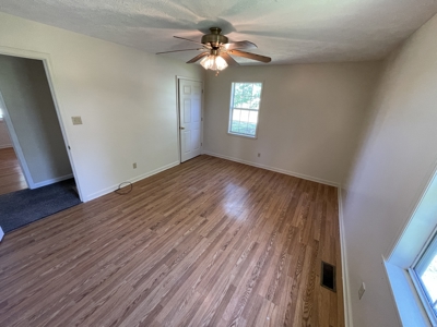 Country Home For Sale In Mcnairy County Tn With 1.44 +/- Acres - image 14