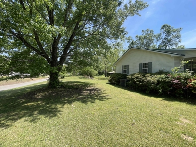 Country Home For Sale In Mcnairy County Tn With 1.44 +/- Acres - image 37