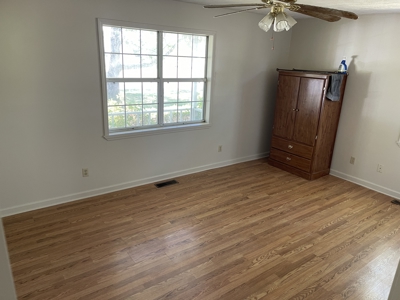 Country Home For Sale In Mcnairy County Tn With 1.44 +/- Acres - image 20