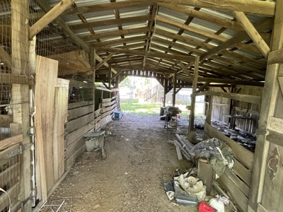 Country Home For Sale In Mcnairy County Tn With 1.44 +/- Acres - image 31