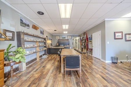 newly remodeled 2700 sqft commercial building with full basement - image 5
